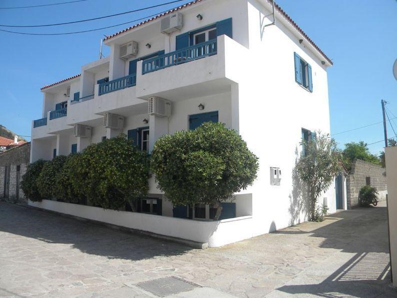 Ostria Eressos Rooms 스칼라 에레수 외부 사진